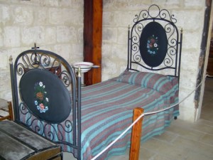 21 - Zeppu Kola's bed for a well earned rest