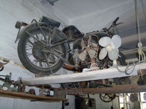 022 WW II Army motor cycle