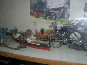 048 models of ships, planes and bicyles